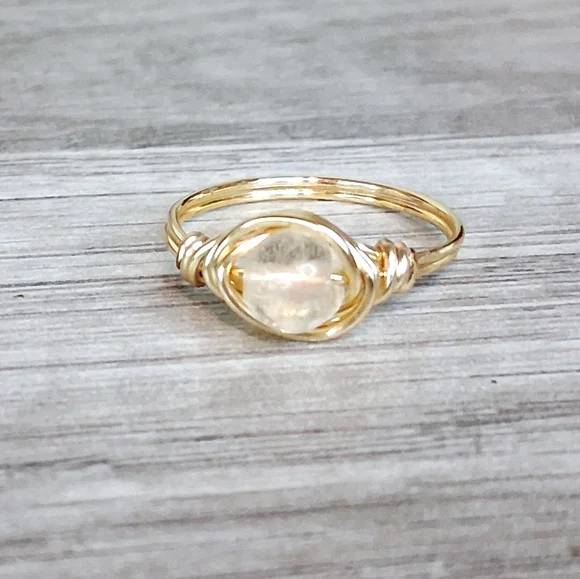 Dainty Clear Quartz Crystal Beaded Ring, Stackable Gemstone Wire Ring, Size 7.5 - Picture 1 of 4